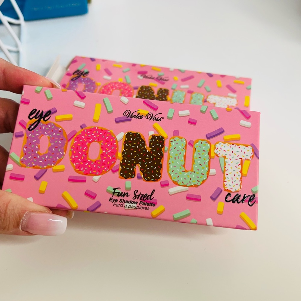 New! Violet Voss Donuts Palette